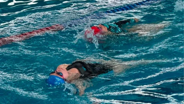 Natación